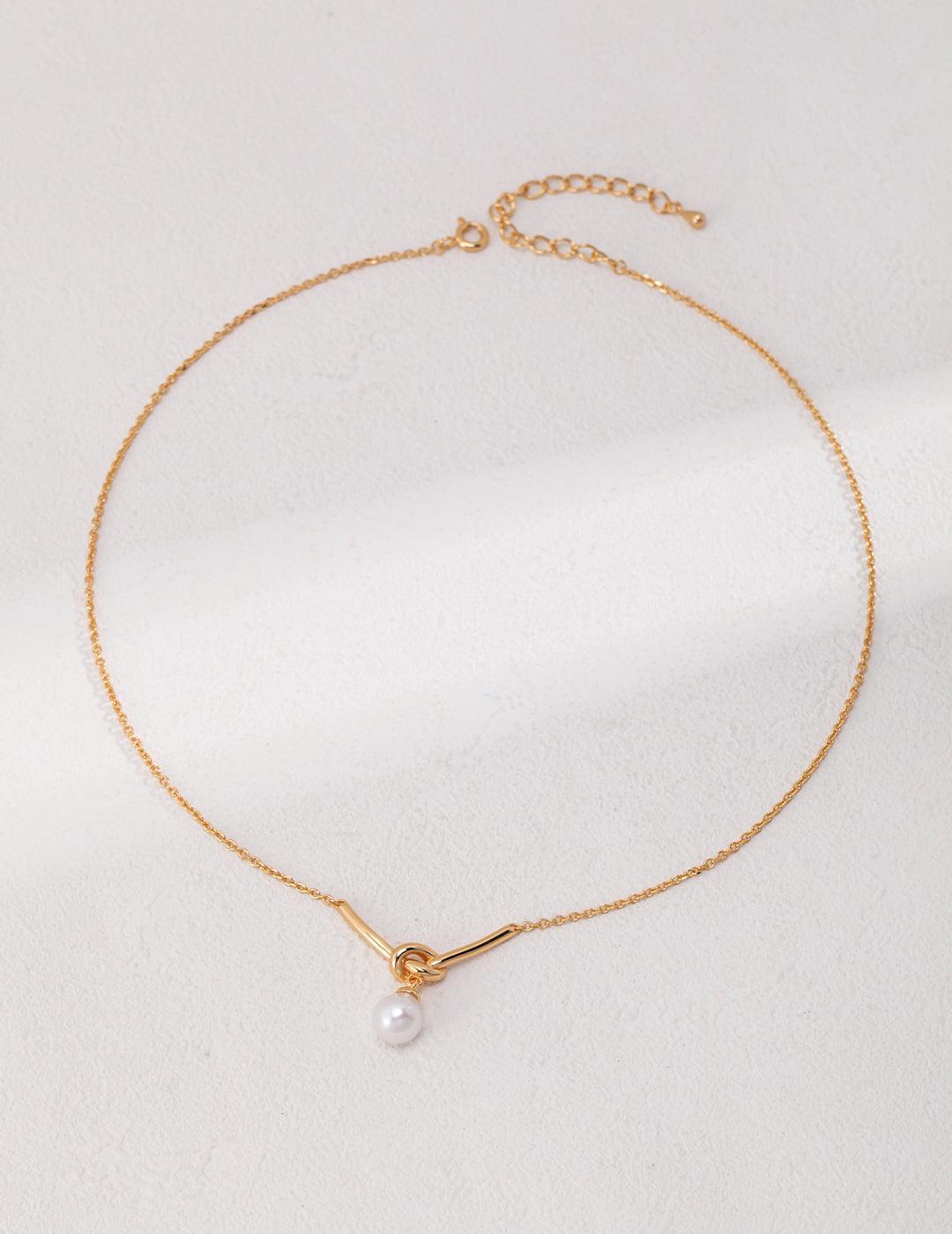 Mini Pearl Pendant Necklace - MinElèn Jewelry