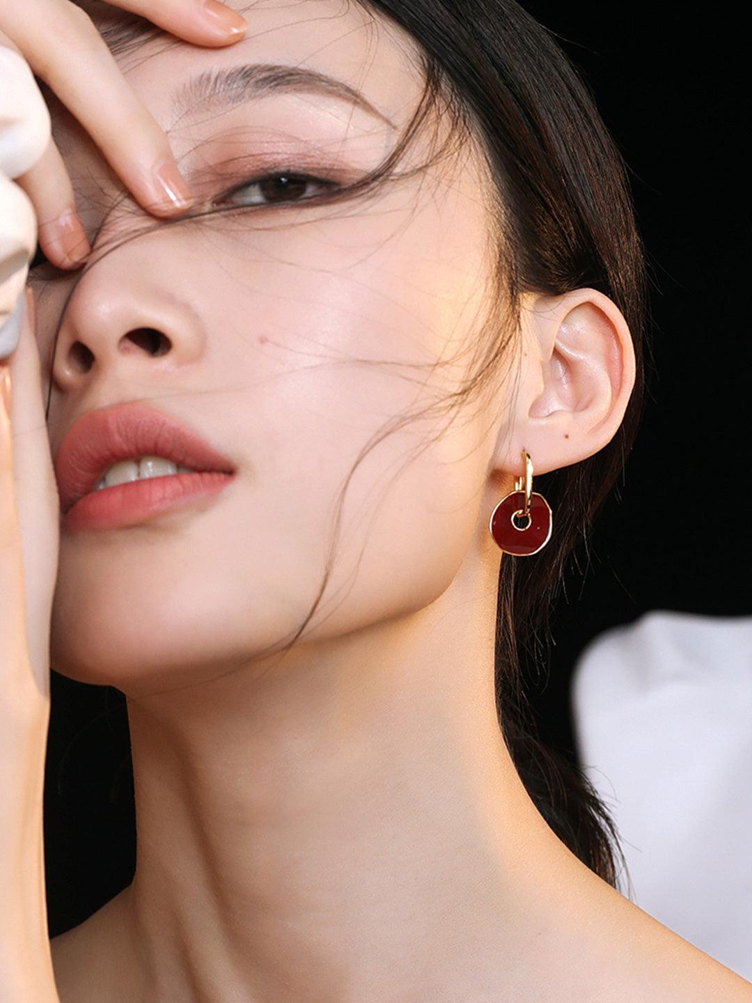 Premium sense of light luxury temperament retro Hong Kong style earrings - MinElèn Jewelry