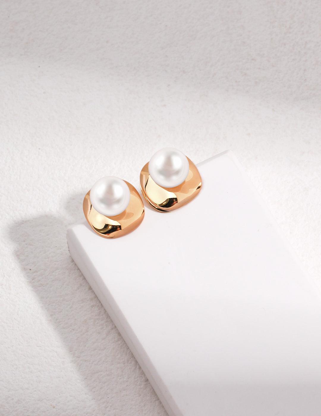 Sterling Silver Pearl Earrings - MinElèn Jewelry