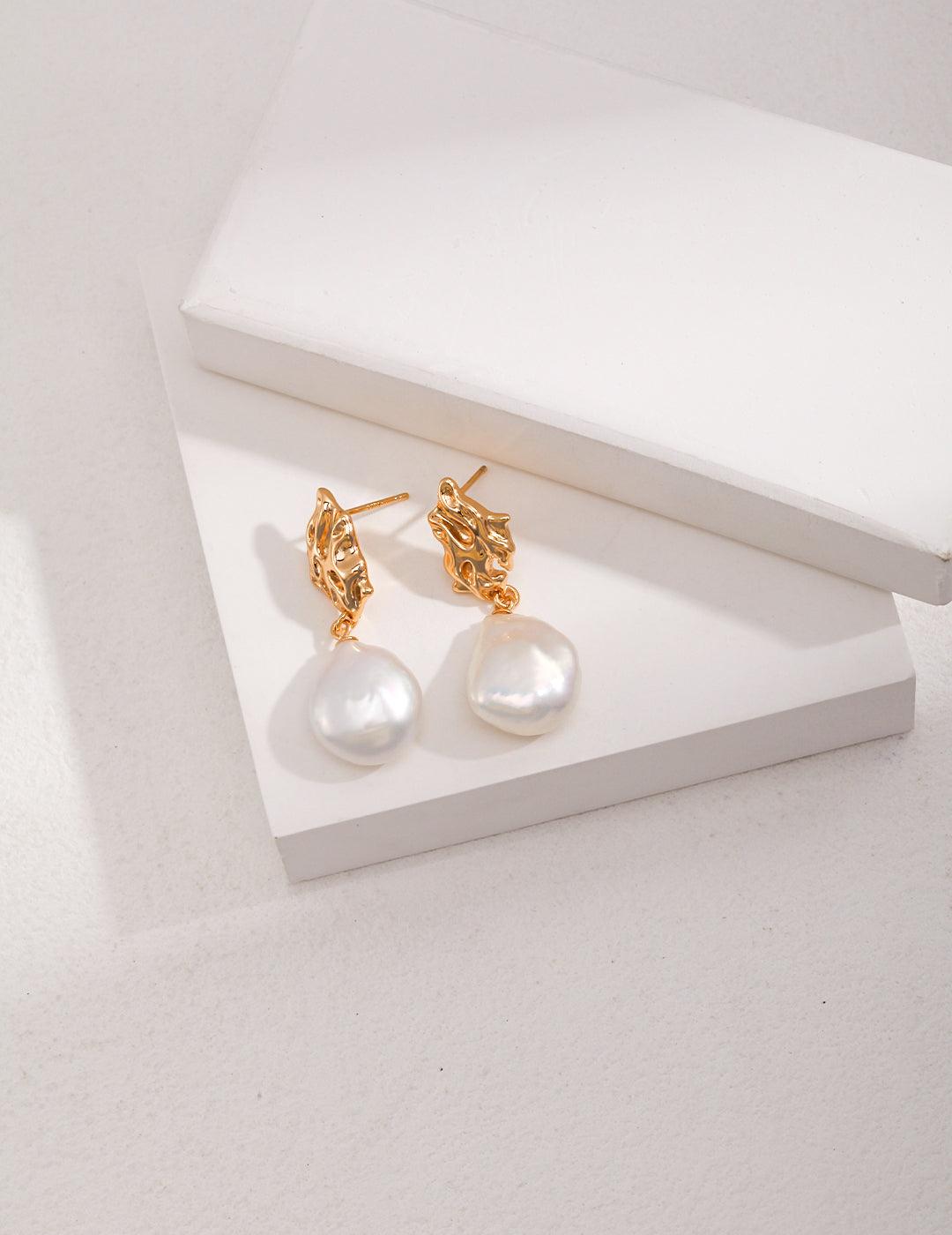 Sterling Silver Baroque Pearl Earrings - MinElèn Jewelry