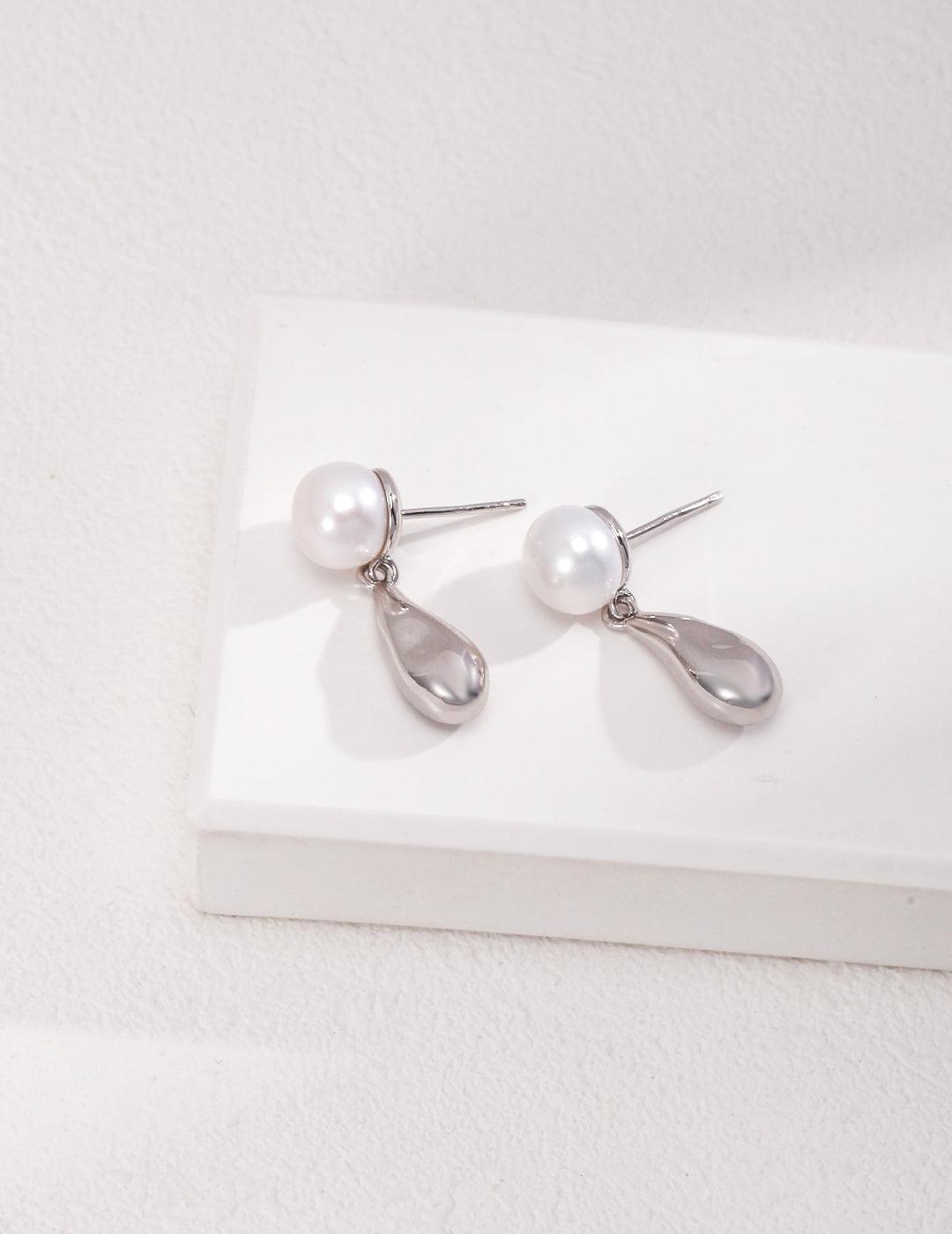 Sterling Silver Pearl Earrings - MinElèn Jewelry