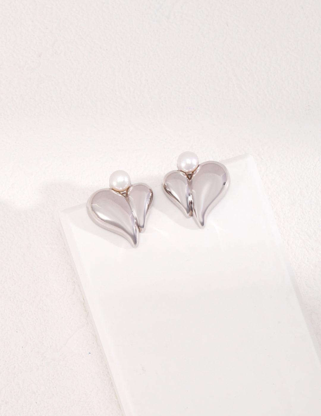 Sterling Silver Pearl Earrings - MinElèn Jewelry