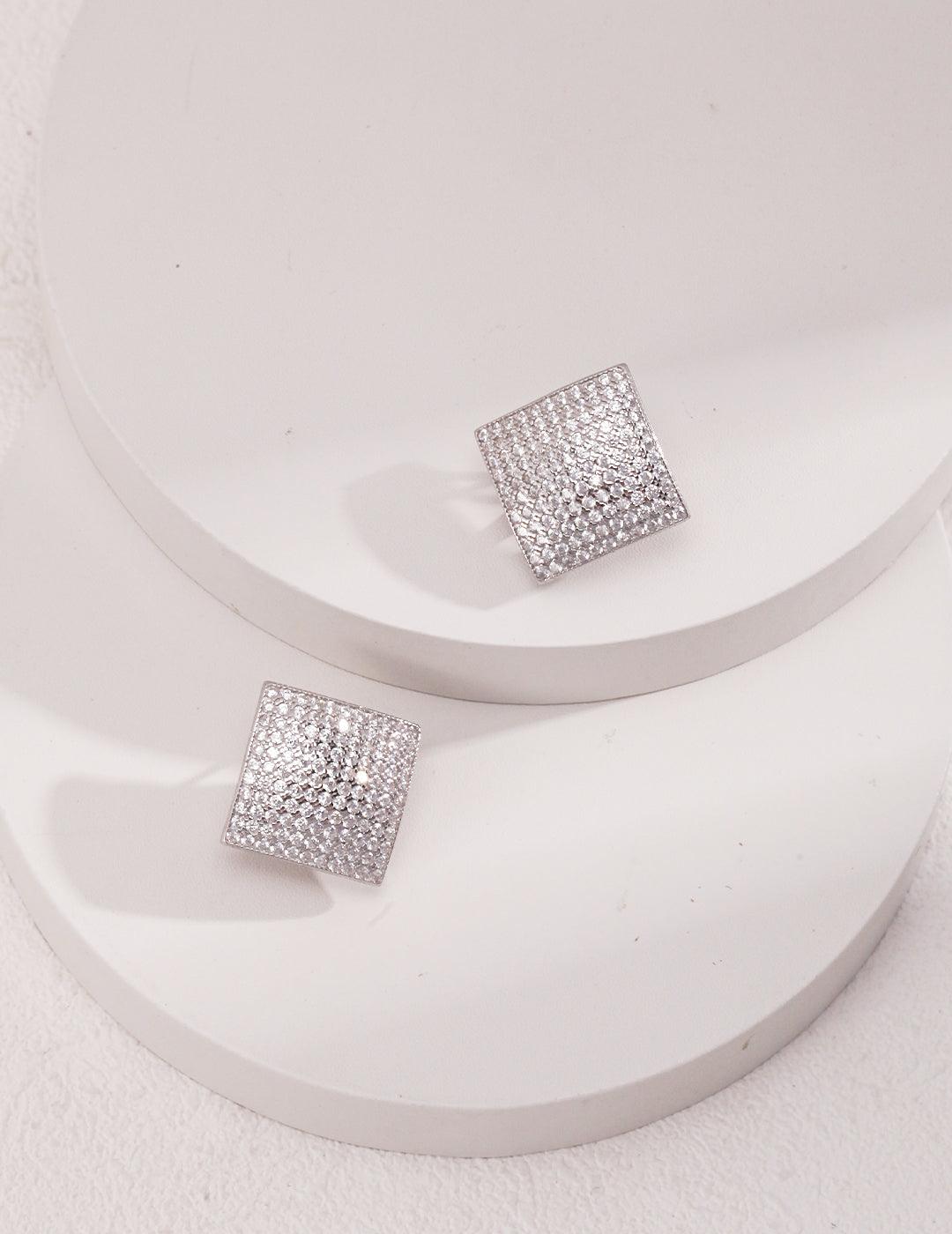 Deluxe Cluster Set Diagonal Earrings - MinElèn Jewelry