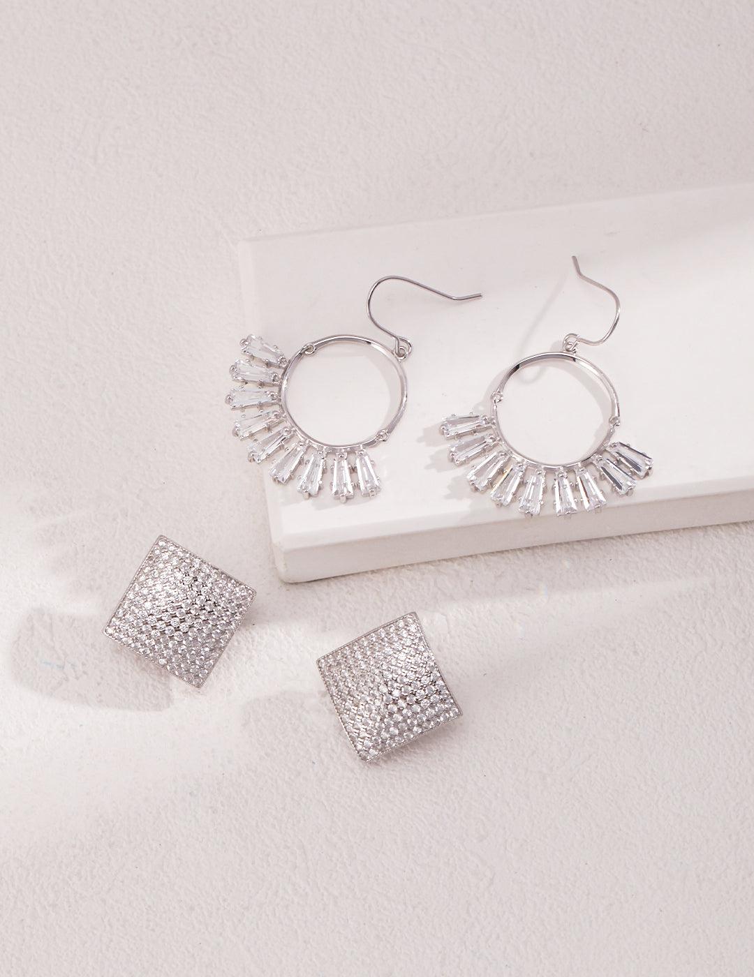 Deluxe Cluster Set Diagonal Earrings - MinElèn Jewelry