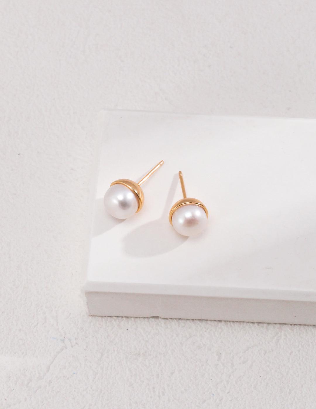 Sterling Silver Pearl Earrings - MinElèn Jewelry